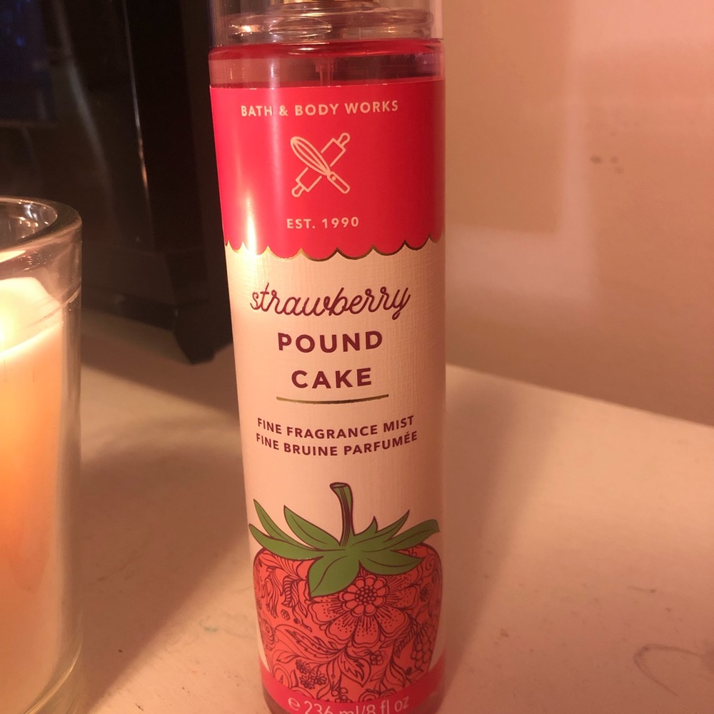 Strawberry Poundcake